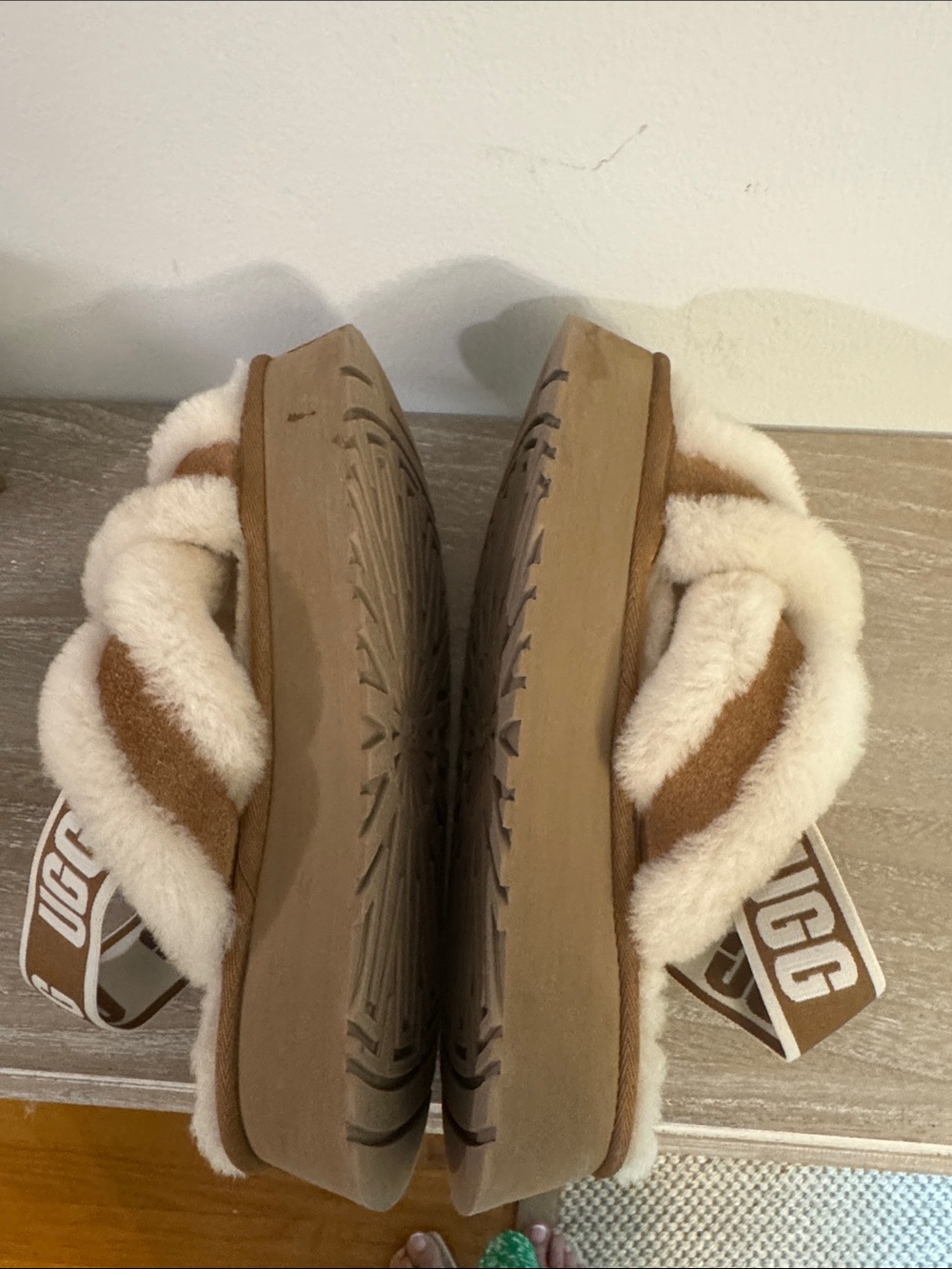 UGG Chestnut and Cream Fluff Flip Flop Slippers with Logo Strap - Picture 7 of 12